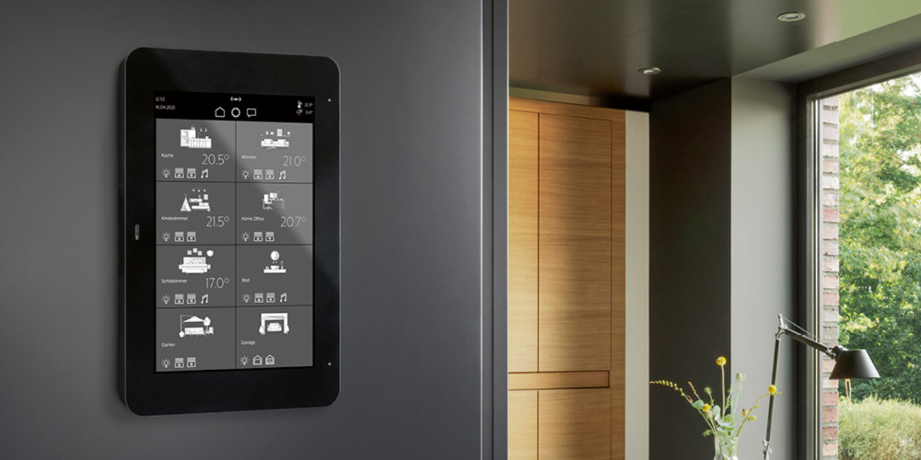 JUNG Smart Panel 8 bei Bohl - Netzwerk- und Elektrotechnik in Treuenbrietzen