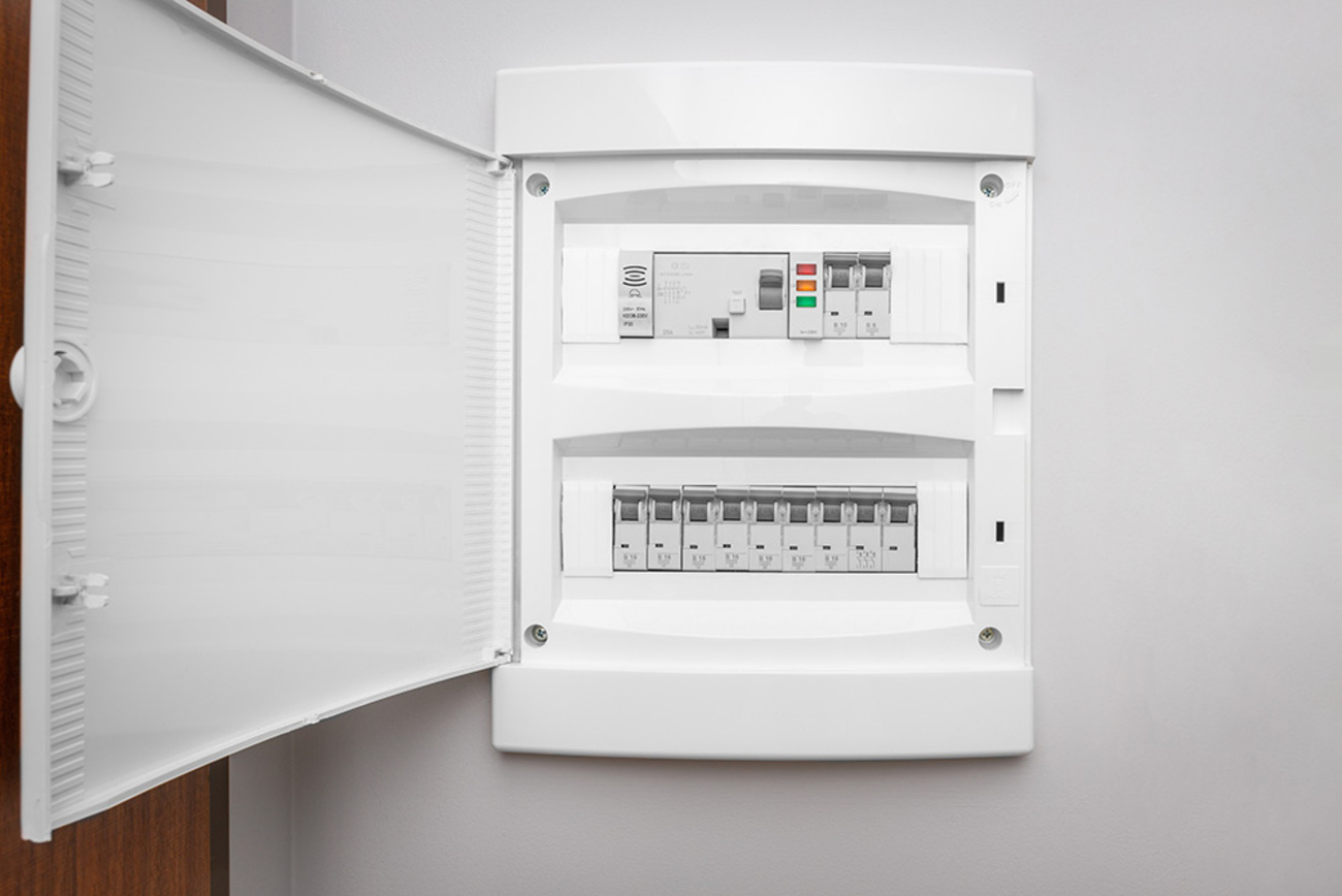 Über­spannungs­schutz bei Bohl - Netzwerk- und Elektrotechnik in Treuenbrietzen